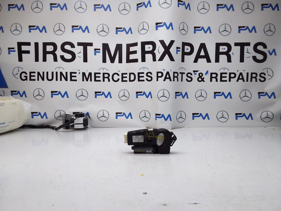 Mercedes C-CLASS W205 Sunroof Motor Regulator  A2059001024 FM00447
