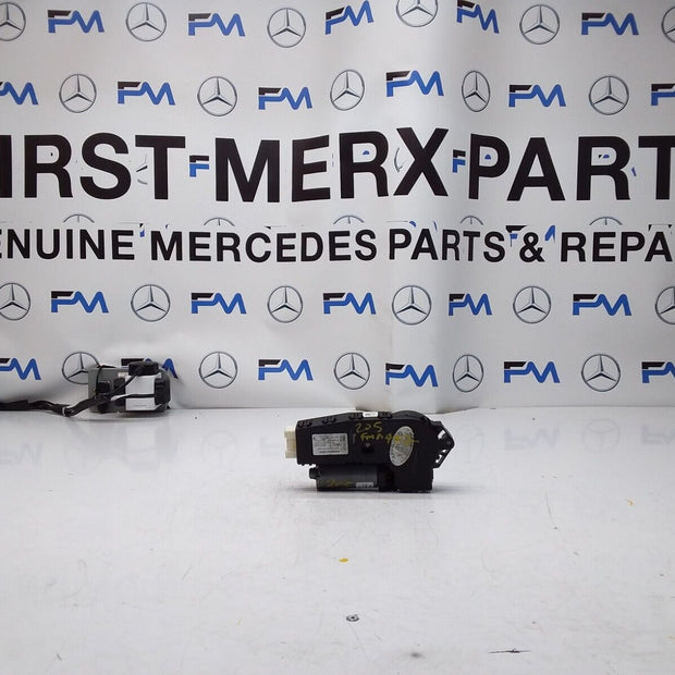 Mercedes C-CLASS W205 Sunroof Motor Regulator  A2059001024 FM00447