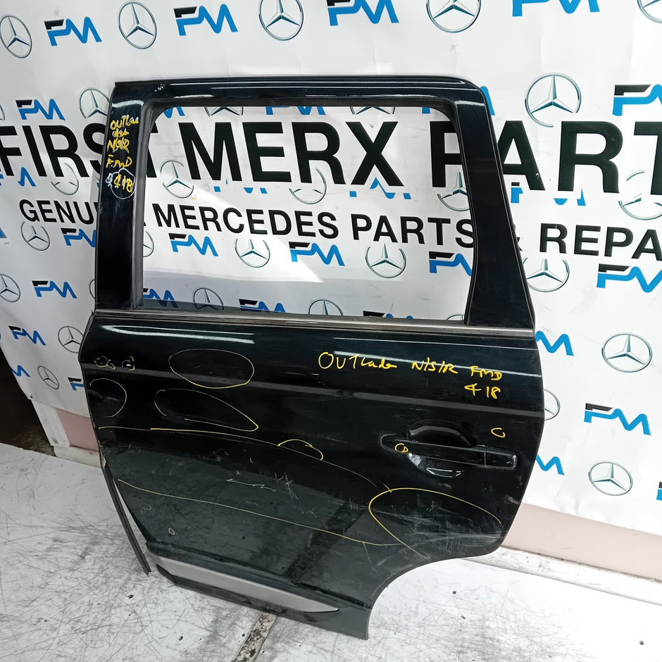 MITSUBISHI OUTLANDER MK3 PASSENGER SIDE REAR DOOR NSR 2013 BLACK FMD418