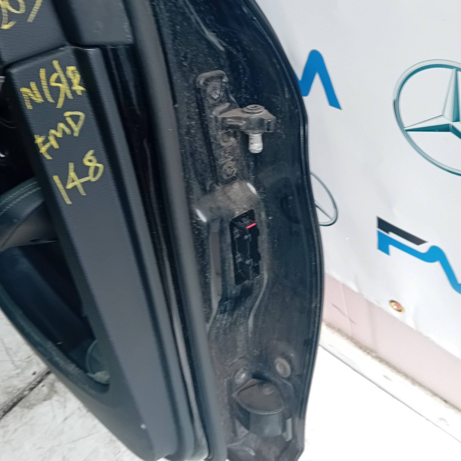 MERCEDES BENZ C-CLASS W205 PASSENGER SIDE REAR DOOR N/S/R BLACK  COMPLETE FMD148