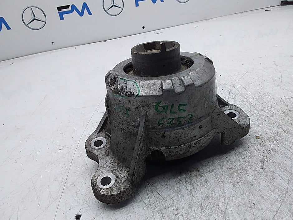 MERCEDES BENZ  GLC C253  ENGINE MOUNT LEFT NS A2532402400 FMR335