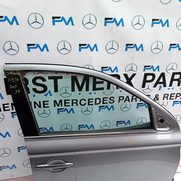 MITSUBISH OUTLANDER DRIVER SIDE FRONT DOOR O/S/F COMPLETE SILVER FMD36