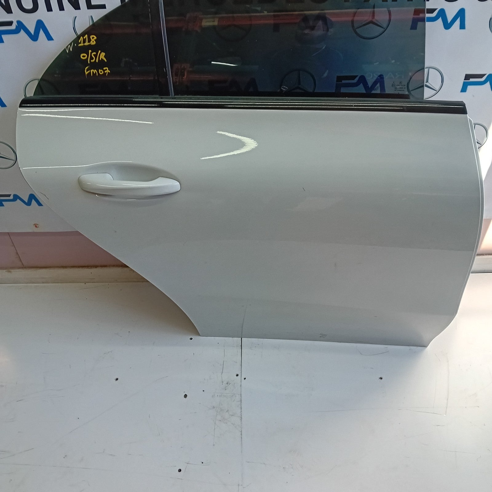 MERCEDES BENZ CLA-CLASS  W118 DRIVER SIDE FRONT DOOR ( OFF SIDE FRONT ) FM07