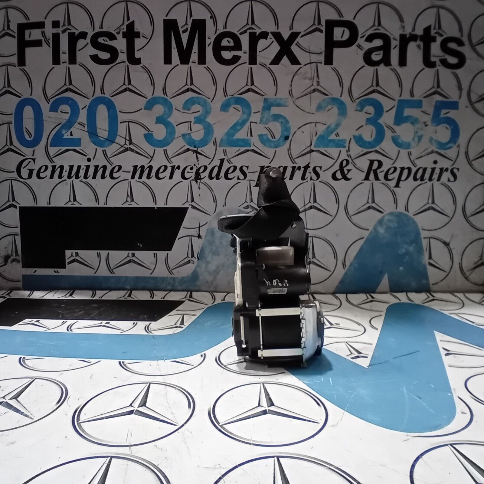 MERCEDES BENZ C CLASS W204 COUPE NEARSIDE FRONT (N.S.F) A2048601985