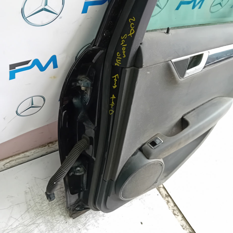 MERCEDES C-CLASS W204 SLN DRIVER REAR DOOR OSR BLACK 2009-2014 COMPLETE FMD440