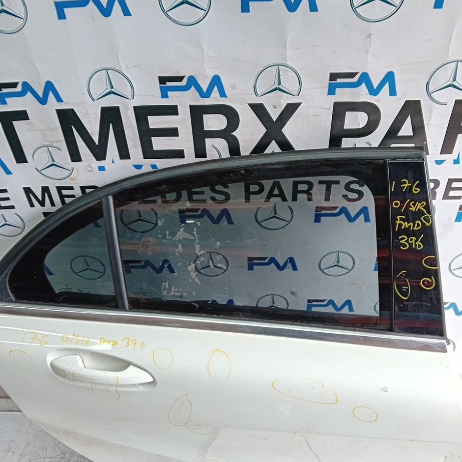 MEECEDS A-CLASS W176 DRIVER REAR DOOR OSR WHITE 2012-18 COMPLETE FMD396