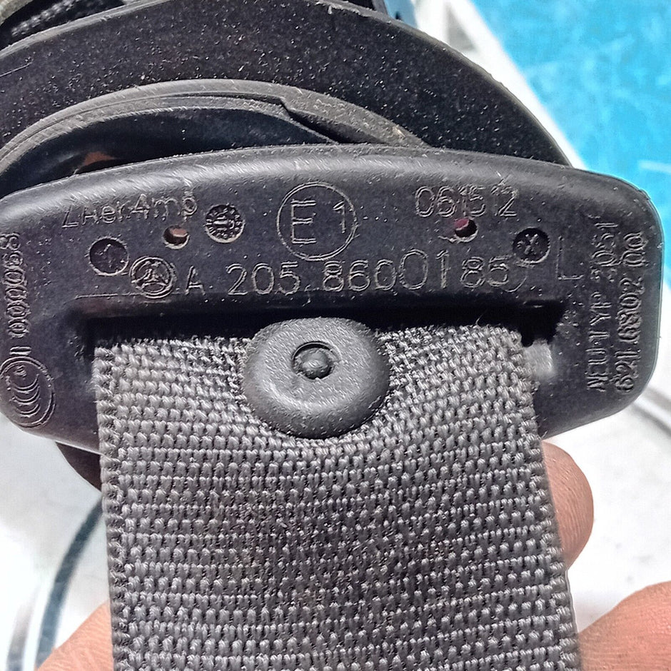2015/2020 MERCEDES C CLASS SEAT BELT FRONT LEFT PASSENGER SIDE A2058600185