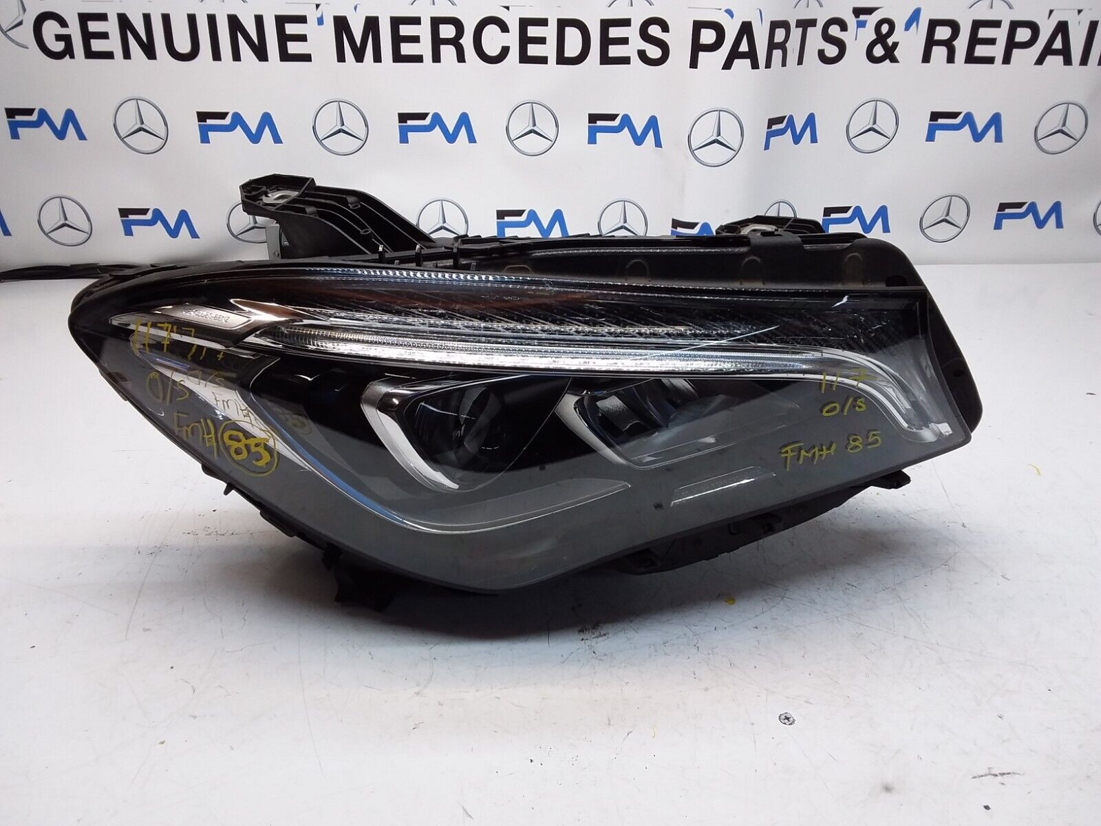 MERCEDES W117 CLA 13-19 DRIVER O/S HEADLIGHT A1178207061 FMH85 LED HIGH PERFORM