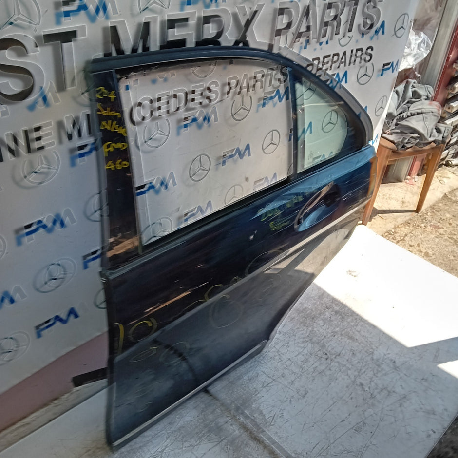 MERCEDES  BENZ  C-CLASS W204 SLN DRIVER REAR DOOR ISR BLUE 2008-14 FMD460