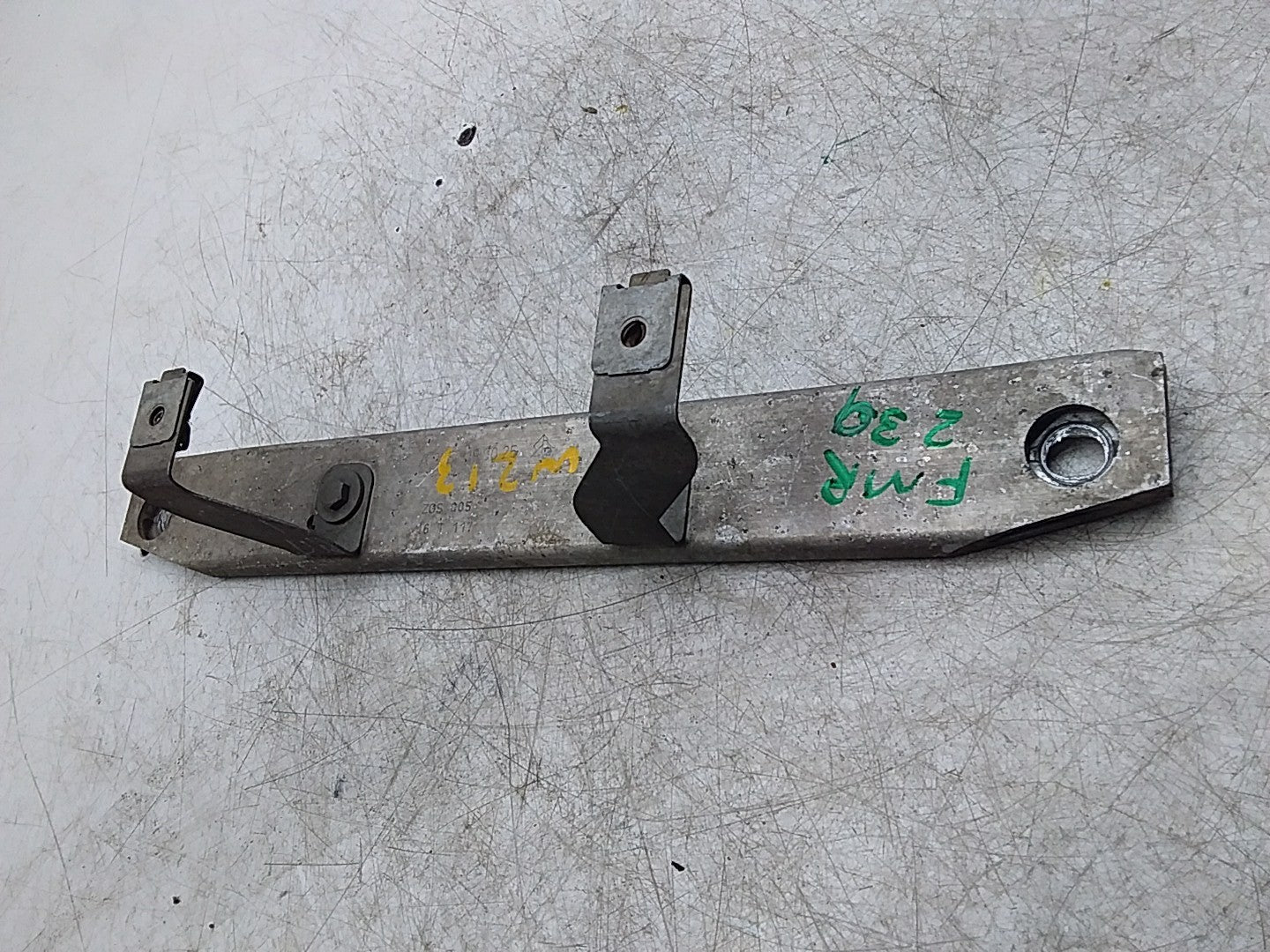 MERCEDES C-CLASS W205 BOTTOM STIFFENING BRACE MOUNT FMR239 A2056190025