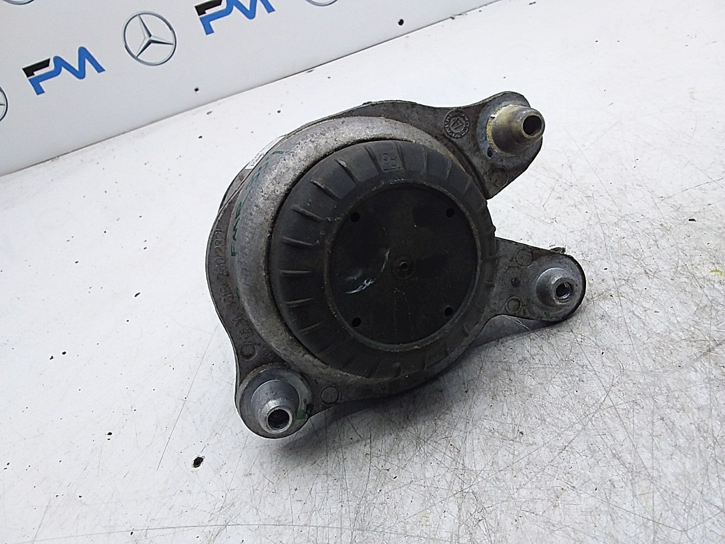 MERCEDES BENZ  E-CLASS COUPE C238  ENGINE MOUNT LEFT NS A2382400200 FMR339
