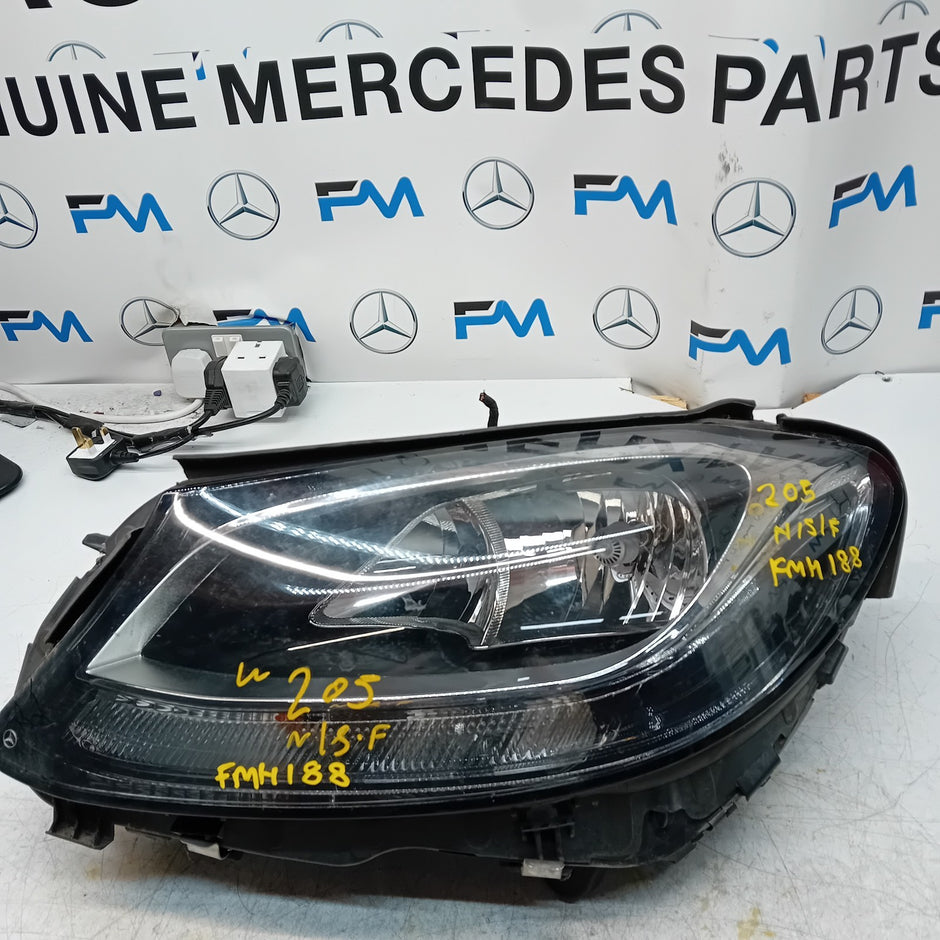 MERCEDES C-CLASS W205 PASSENGER SIDE FRONT HEADLIGHT A2058200761 20l4 FMH188