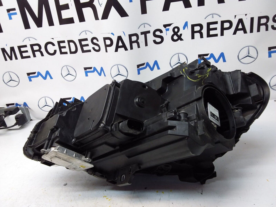 2013 MERCEDES B-CLASS W246 HEADLIGHT DRIVER OS A2468207461 FMH123 (DAMAGED)