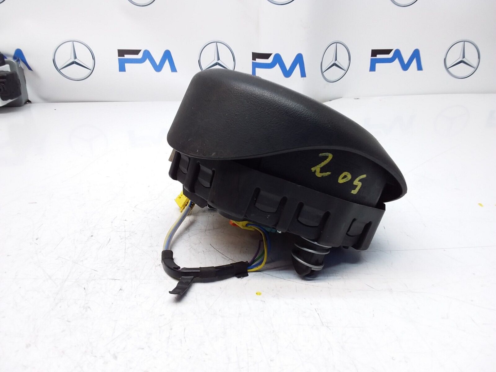 MERCEDES C-CLASS W205 STEERING WHEEL AIRBAG 308998797162-AA FM00485