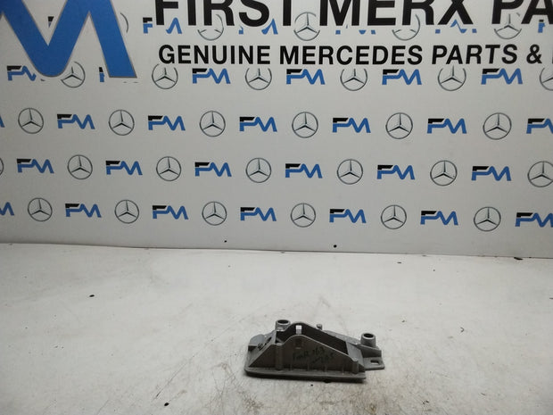 MERCEDES BENZ  C-CLASS W205 TAILGATE TRUNK BOOT RIGHT HINGE A2057501628 FMR163