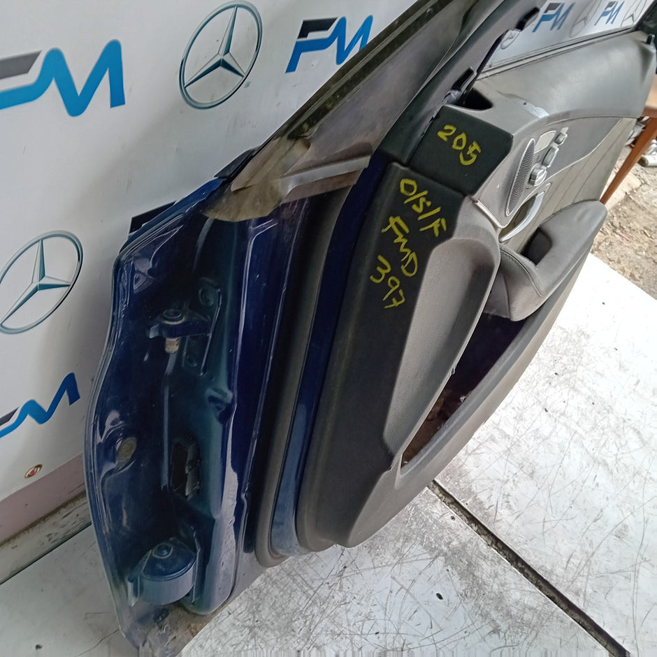 MEECEDS C-CLASS W205 DRIVER FRONT DOOR OSF BLUE 2014 ON COMPLETE FMD397