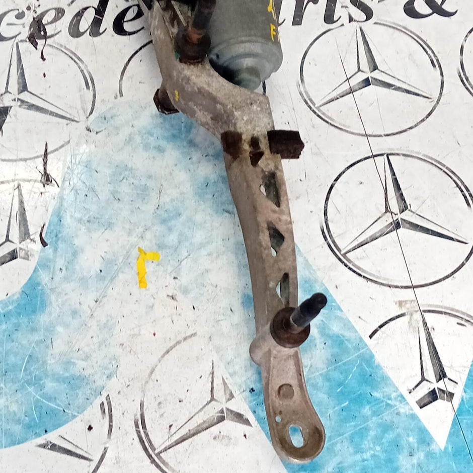 MERCEDES BENZ E-CLASS 2012 FRONT WIPER MOTOR AND LINKAGE A2128201340