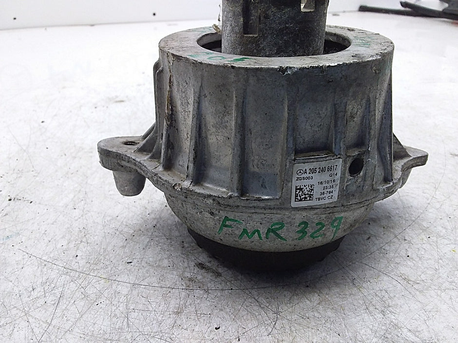 MERCEDES BENZ  C-CLASS W205  ENGINE MOUNT LEFT NS A2052406617 FMR329