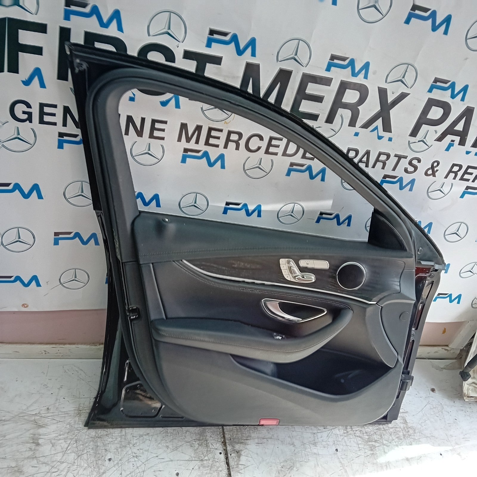 MERCEDES E-CLASS W213 SLN PASSENGER FRONT DOOR NSF BLACK 2016 ON COMPLETE FMD216