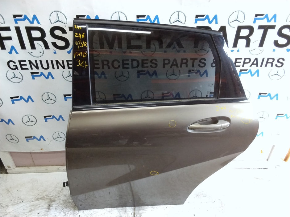 MERCEDES B-CLASS W246 DRIVER REAR DOOR OSR BROWN 2012-19 COMPLETE FMD324
