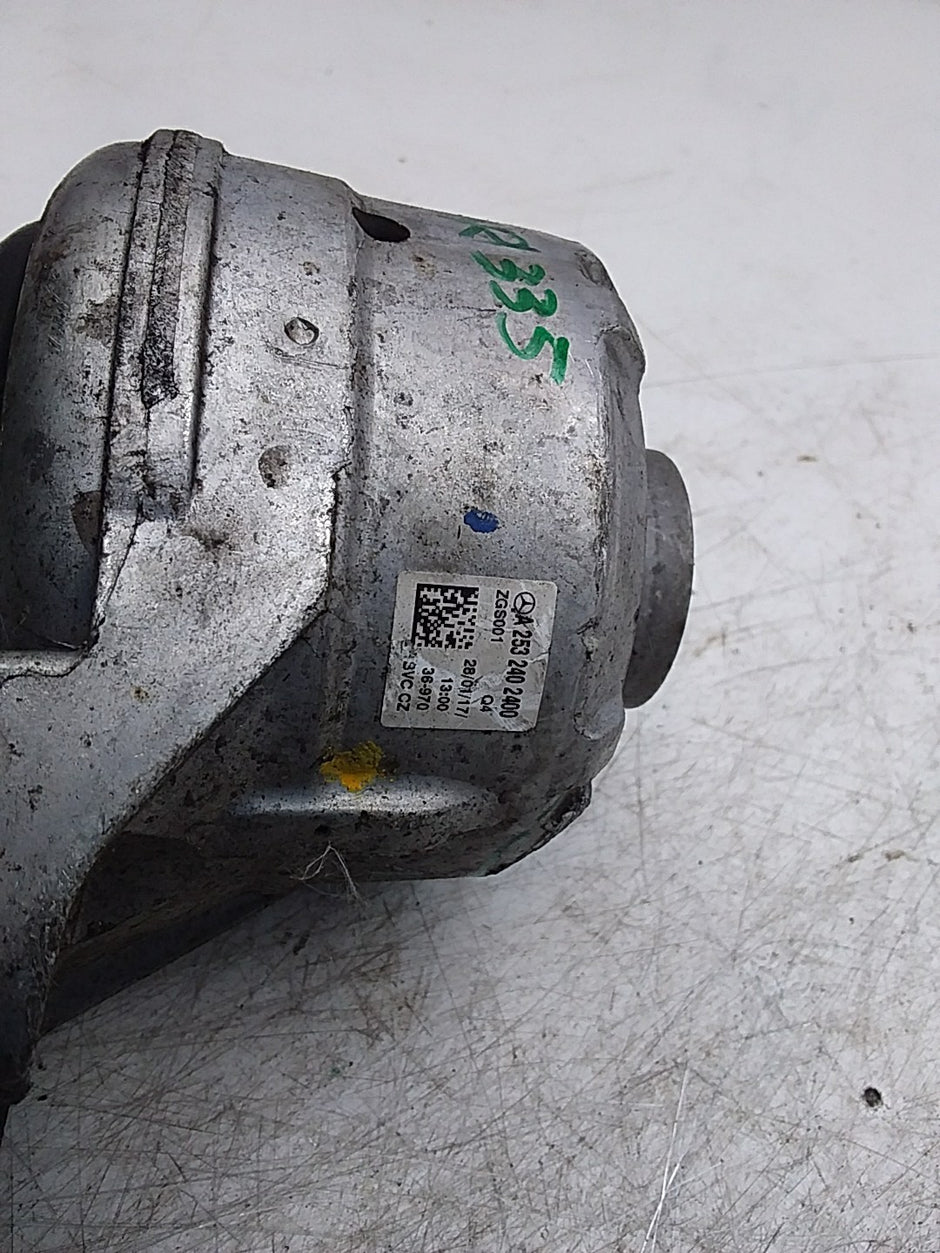 MERCEDES BENZ  GLC C253  ENGINE MOUNT LEFT NS A2532402400 FMR335