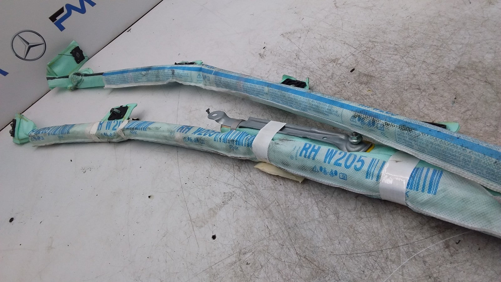 MERCEDES BENZ C-CLASS W205 CURTAIN AIRBAG RIGHT SIDE OS A2058600502 FMR438