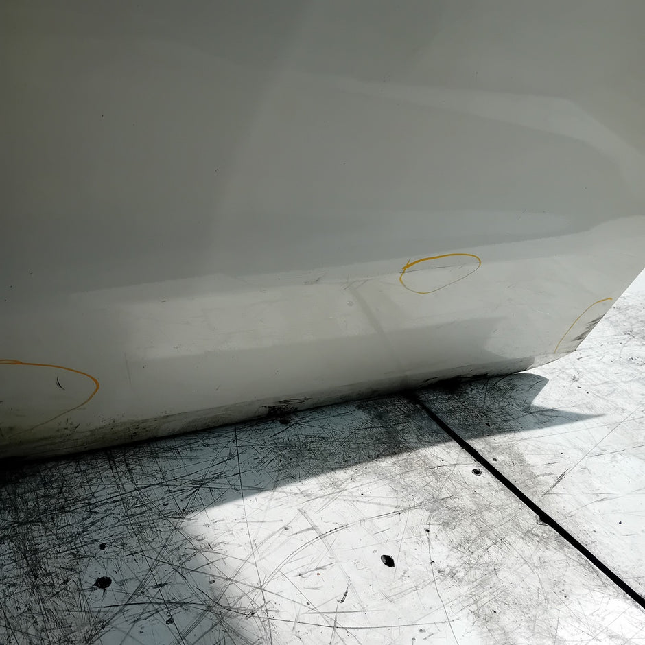 MERCEDES GLC W253 PASSENGER REAR SIDE DOOR NSR 2016 ON WHITE COMPLETE FMD279