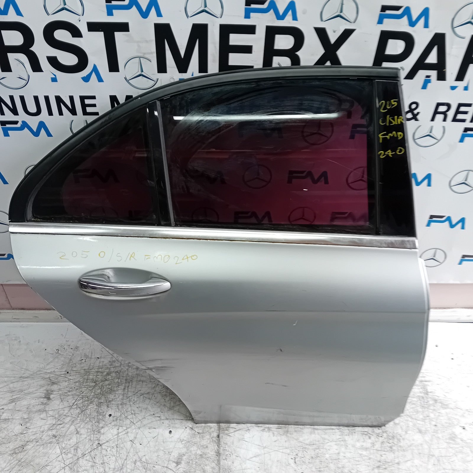 MERCEDES C-CLASS W205 SALOON DRIVER REAR DOOR OSR SILVER 2014 ON COMPLETE FMD240