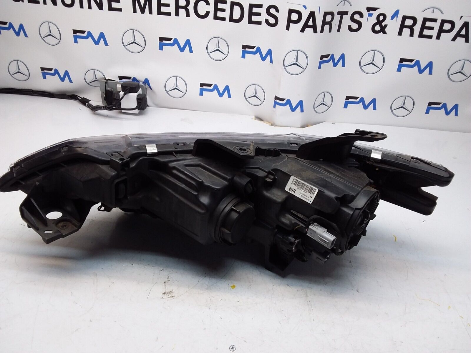 MITSUBISHI OUTLANDER MK3 2015 HEADLIGHT DRIVER SIDE RIGHT R0094N 090U FMH73