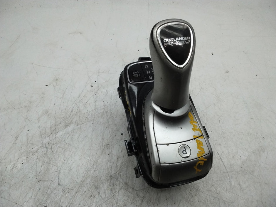 MITSUBISHI OUTLANDER GEAR STICK 2400A355 FMR47
