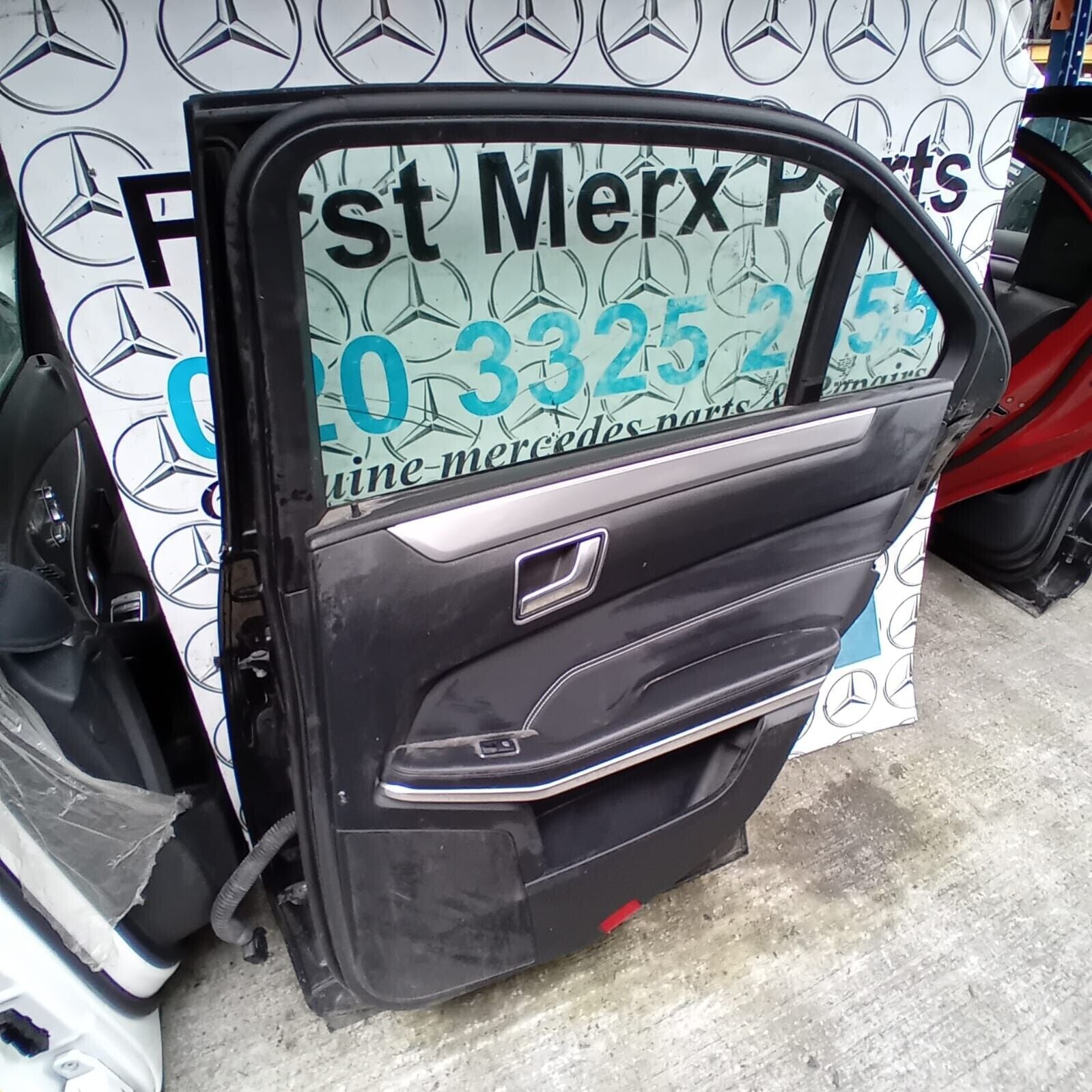 MERCEDES BENZ E-CLASS W212 DRIVER SIDE REAR DOOR ( OFF SIDE REAR )