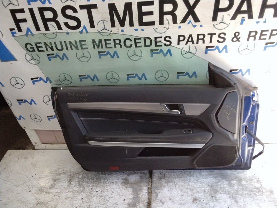 MERCEDES BENZ E-CLS W207  PASSENGER FRONT DOOR NSF BLUE 2009-16  FMD593