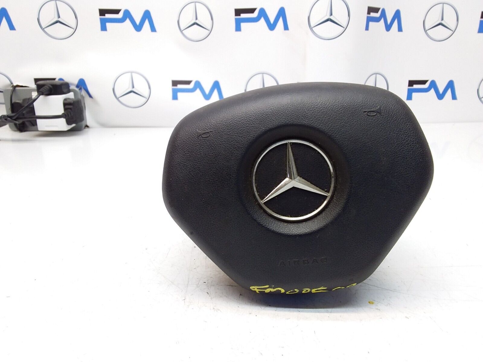 MERCEDES E-CLASS W204 STEERING WHEEL AIRBAG 308190359162-AD FM00500