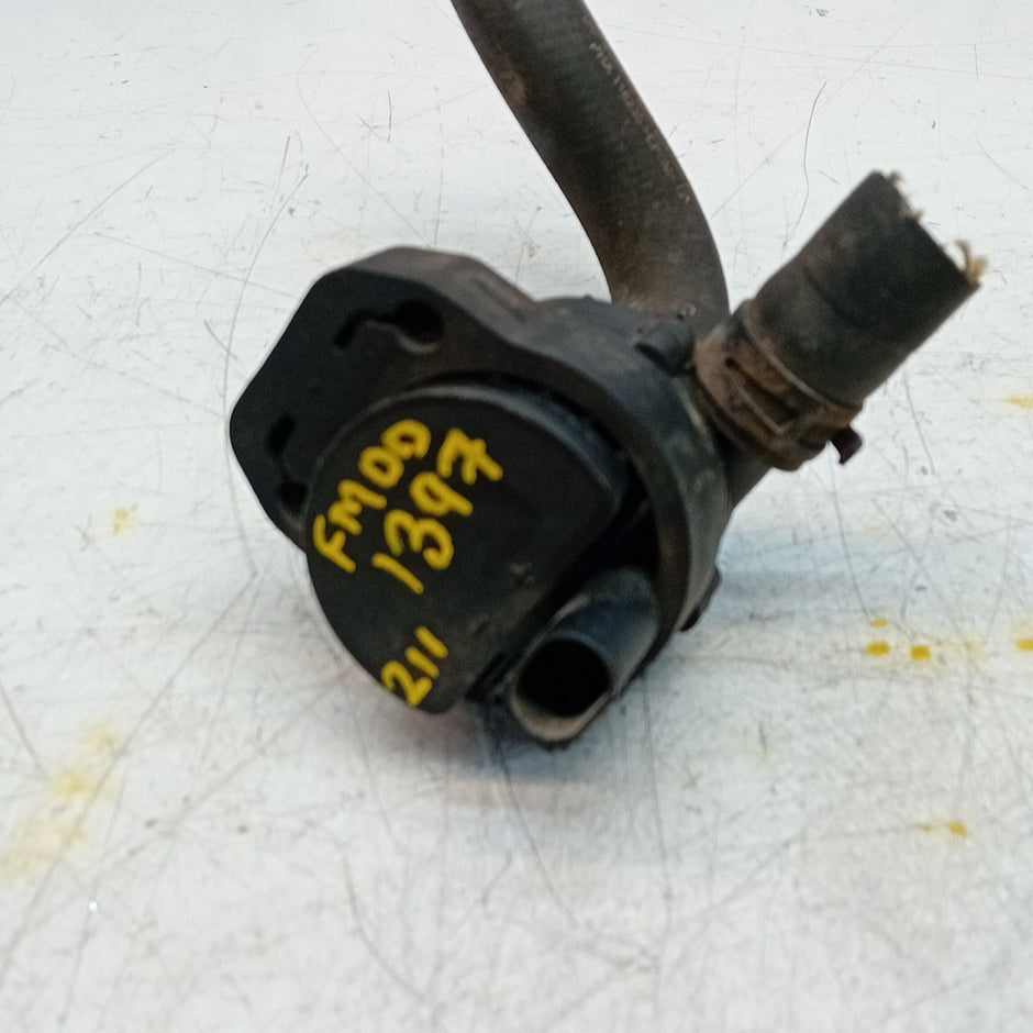 MERCEDES BENZ  C E-CLASS W211 ELECTRIC COOLANT WATER PUMP A2118350028 FM001397