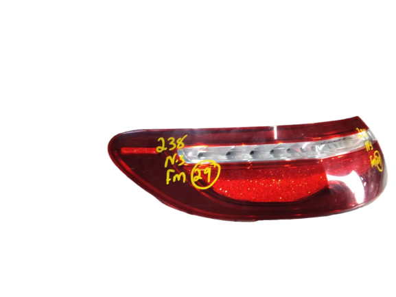 MERCEDES E CLASS W238 COUPE PASSENGER SIDE REAR LIGHT A2389062001 FM29