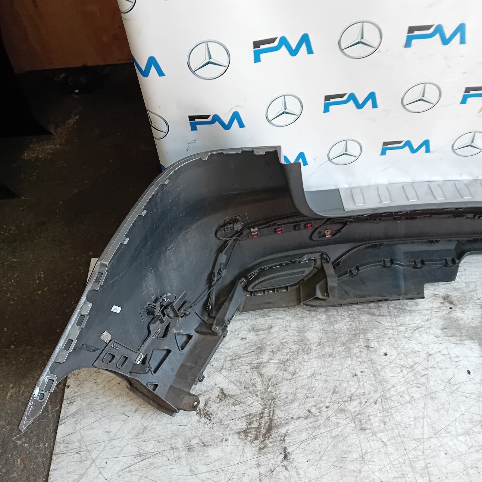 MERCEDES E-CLASS W213 ESTATE REAR BUMPER 2016 A2138852225 GREY COMPLETE FMX103