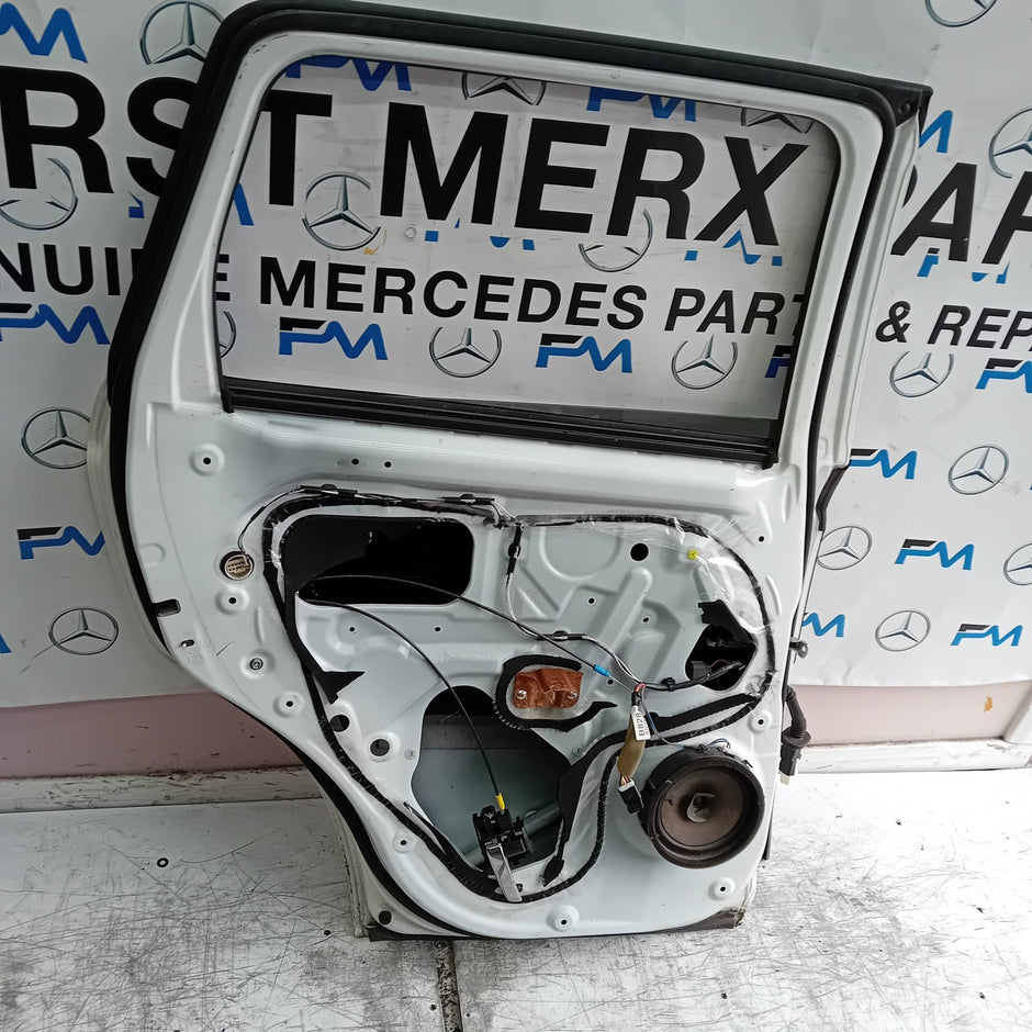 MITSUBISHI OUTLANDER MK3 PASSENGER REAR DOOR NSR 2013 WHITE FMD381