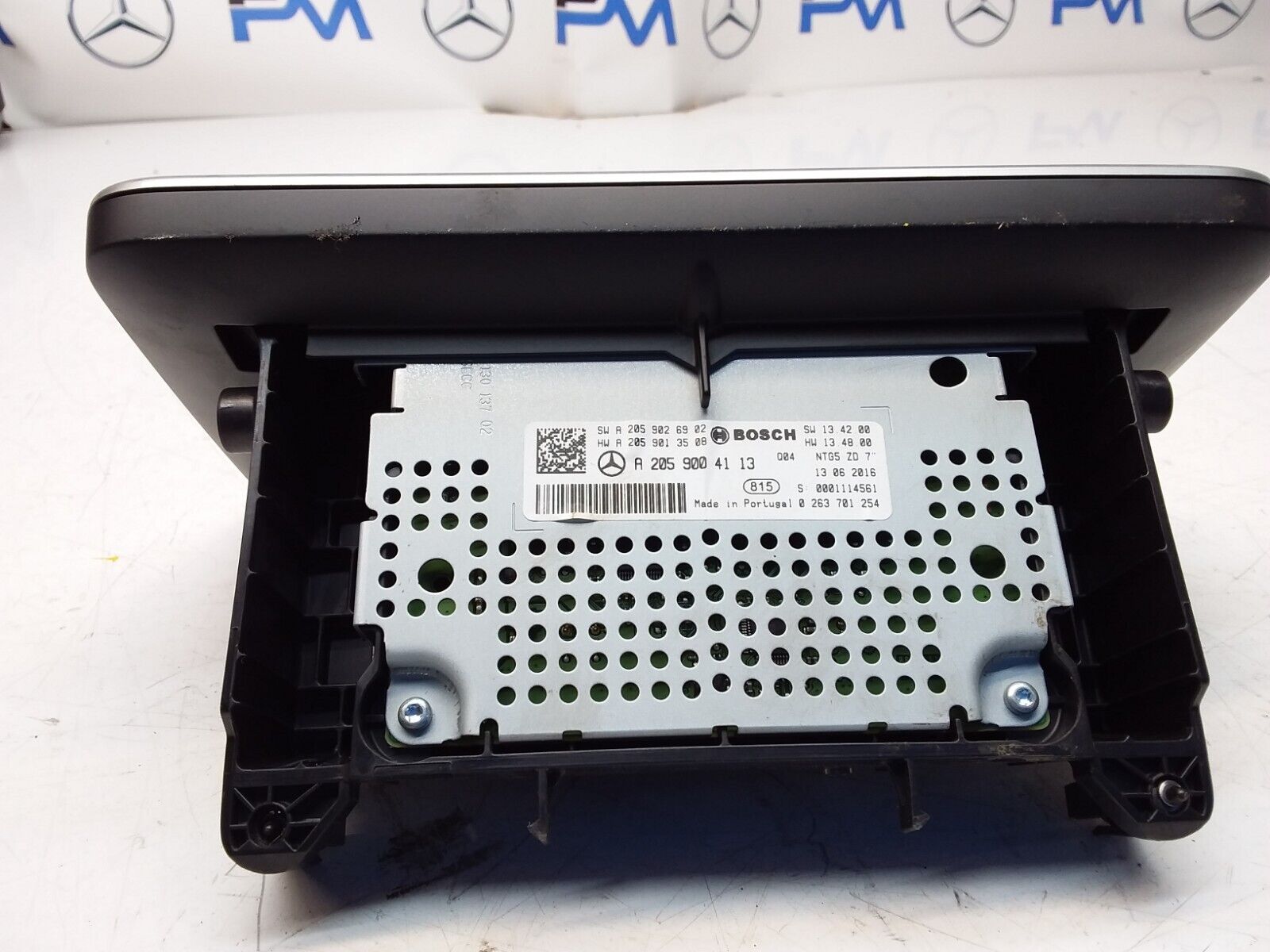 MERCEDES C-CLASS W205 2016 SAT NAV MULTIMEDIA SCREEN A2059004113 FM00691