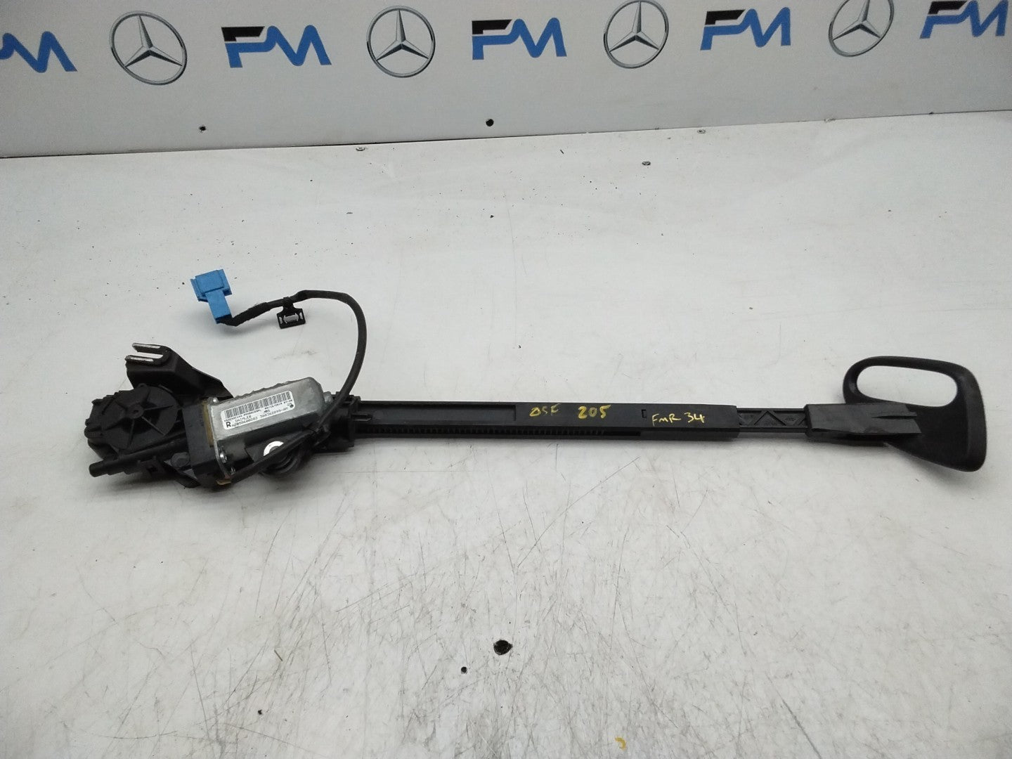 MERCEDES MERCEDES C-CLASS W205 RIGHT OS SEAT BELT RETRACTOR A2058600282 FMR34