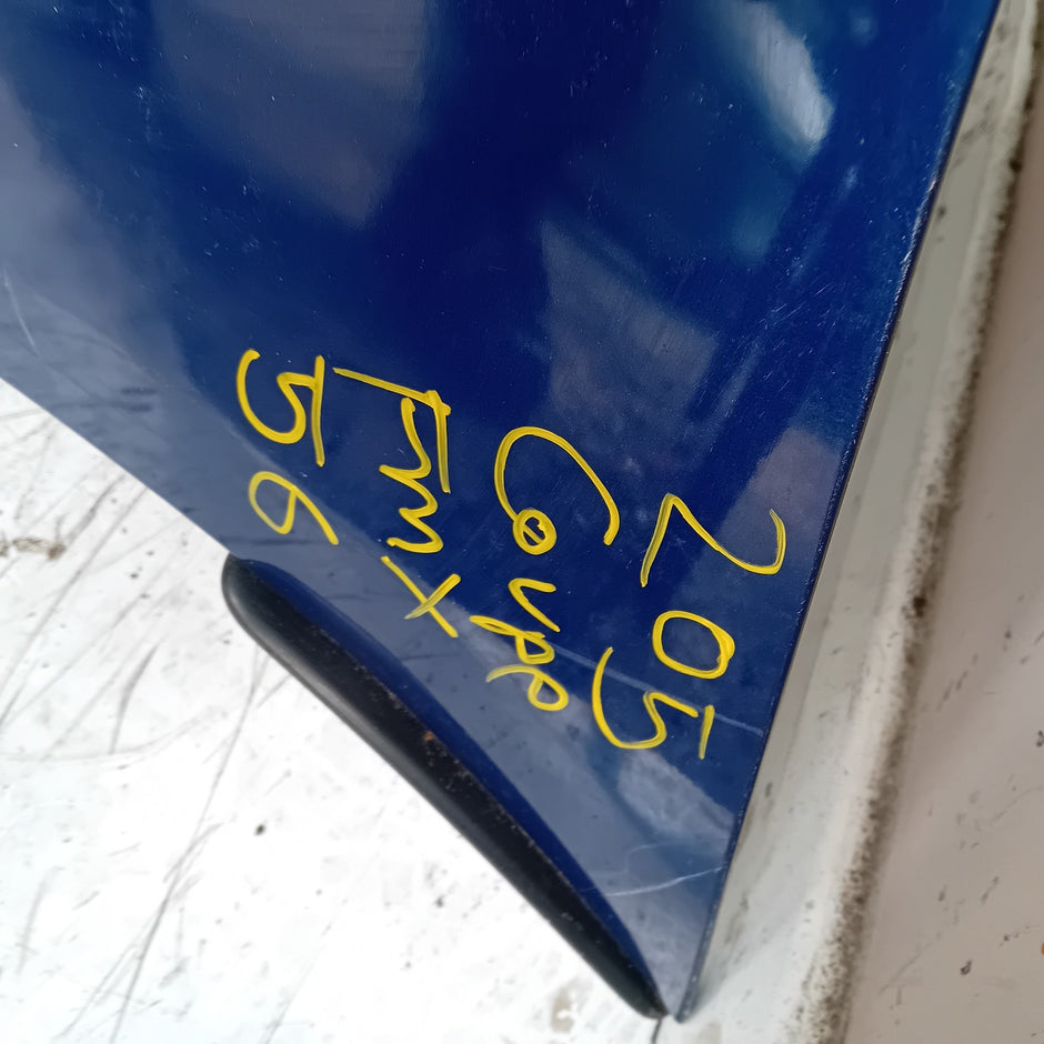 MERCEDES BENZ C-CLASS W205 COUPE REAR BUMPER 2015 BLUE FMX56
