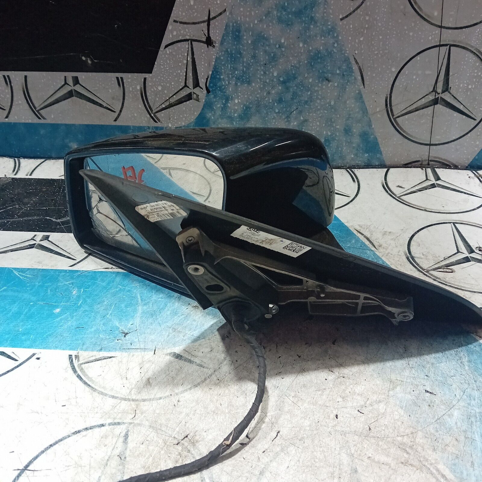 GENUINE MERCEDES A-CLASS W176 2015-2018 LEFT PASSENGER SIDE WING MIRROR FRAME