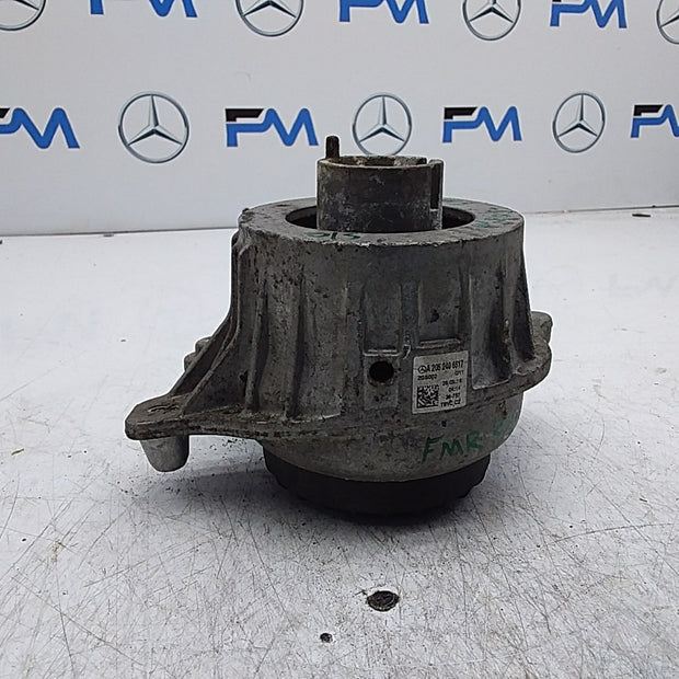 MERCEDES BENZ  C-CLASS W205  ENGINE MOUNT RIGHT OS A2052406517 FMR330