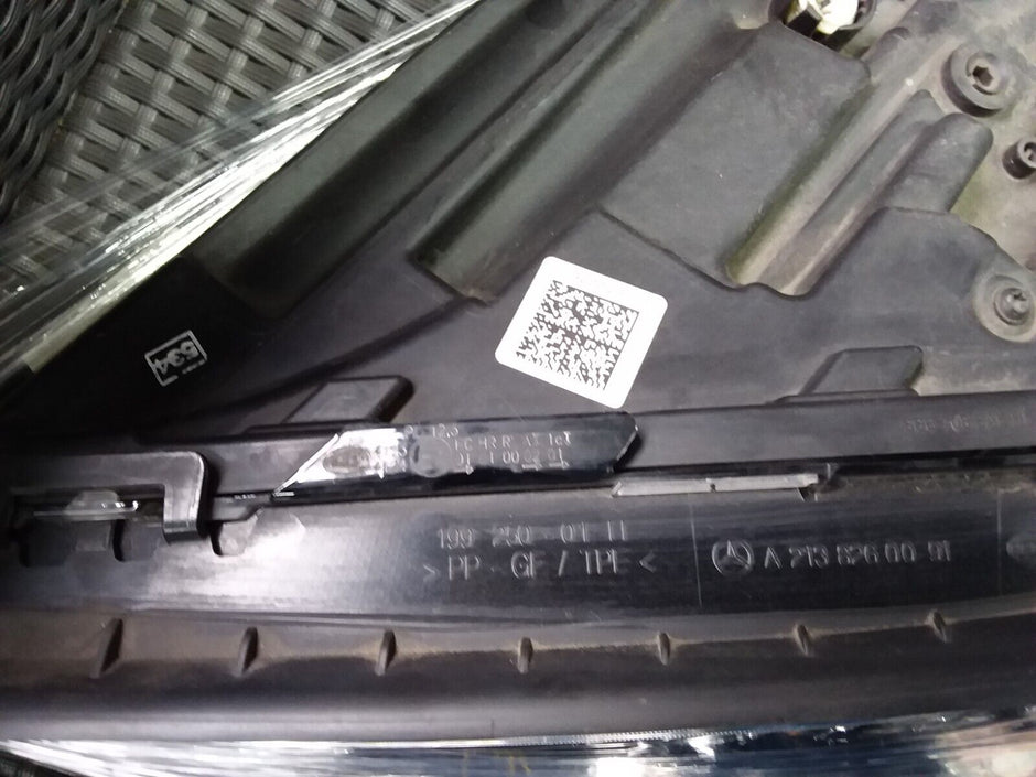 Mercedes E Class W213 2016-2021 Passenger Side LED Headlight A2139064104 FM73