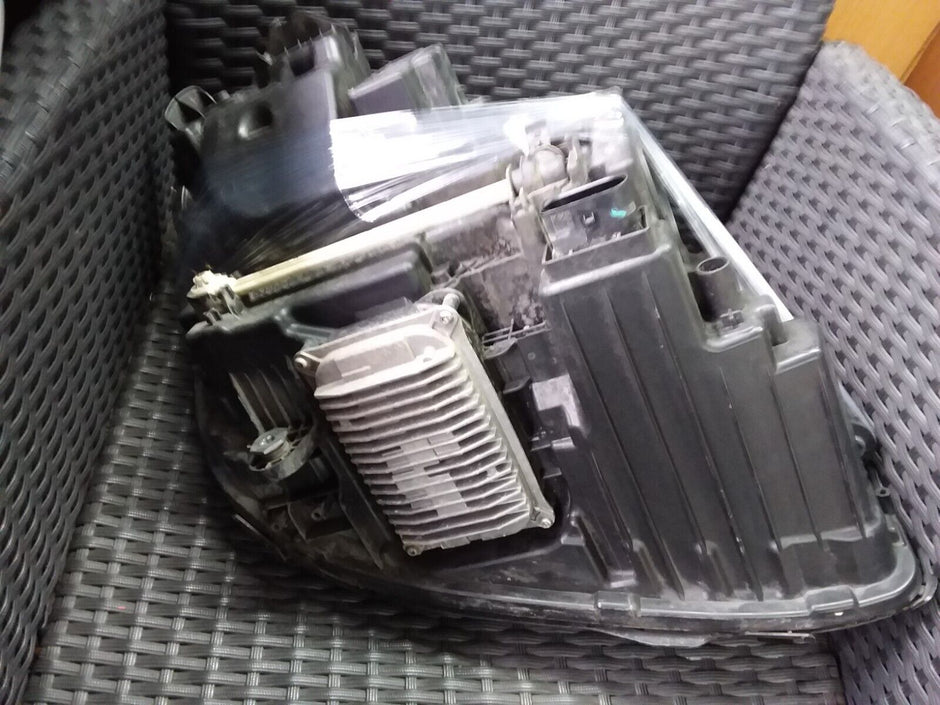 Mercedes E Class W213 2016-2021 Passenger Side LED Headlight A2139064104 FM73