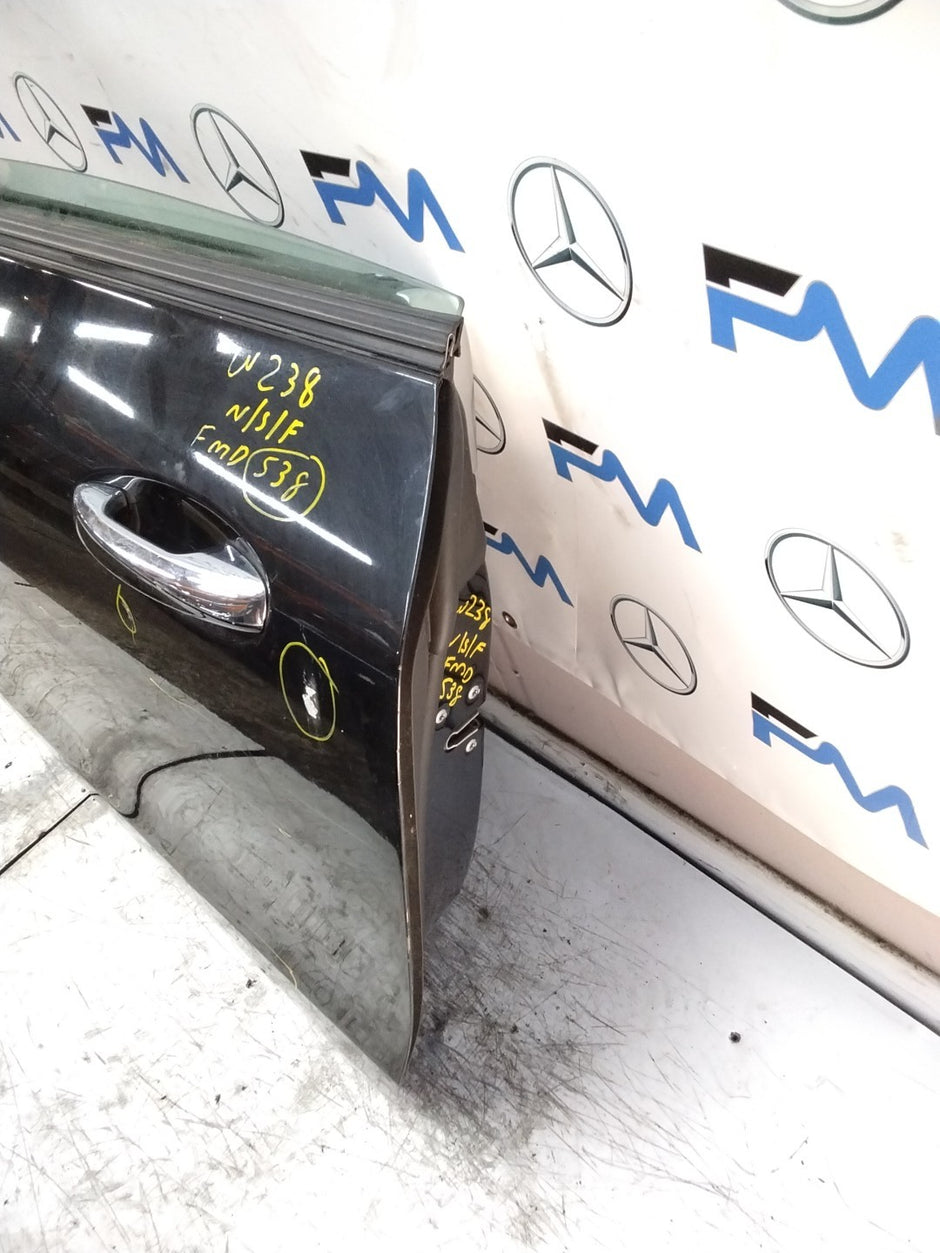 MERCEDES E-CLASS W238  PASSENGER FRONT DOOR NSF BLACK 2017 ONWARDS COMPLT FMD538