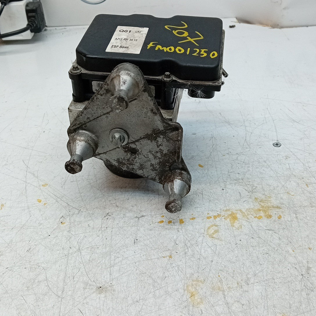 MERCEDES BENZ E-CLASS W207 ABS PUMP MODULE CONTROL UNIT A2124313512 FM001250