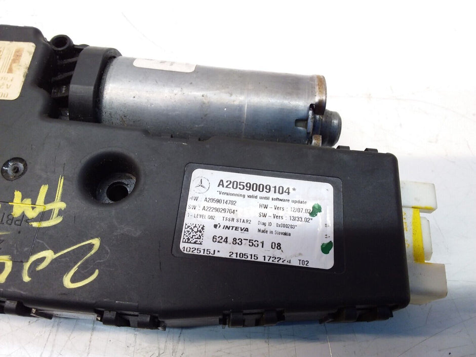 Mercedes C-CLASS W205 Sunroof Motor Regulator  A2059009104 FM00445