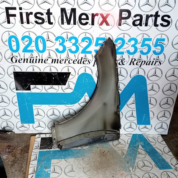 MERCEDES BENZ C-CLASS W204 FRONT DRIVER SIDE ( OFF SIDE ) WING