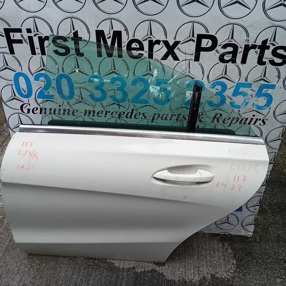 MERCEDES BENZ CLA  W117  DRIVER SIDE REAR DOOR ( OFF SIDE REAR )