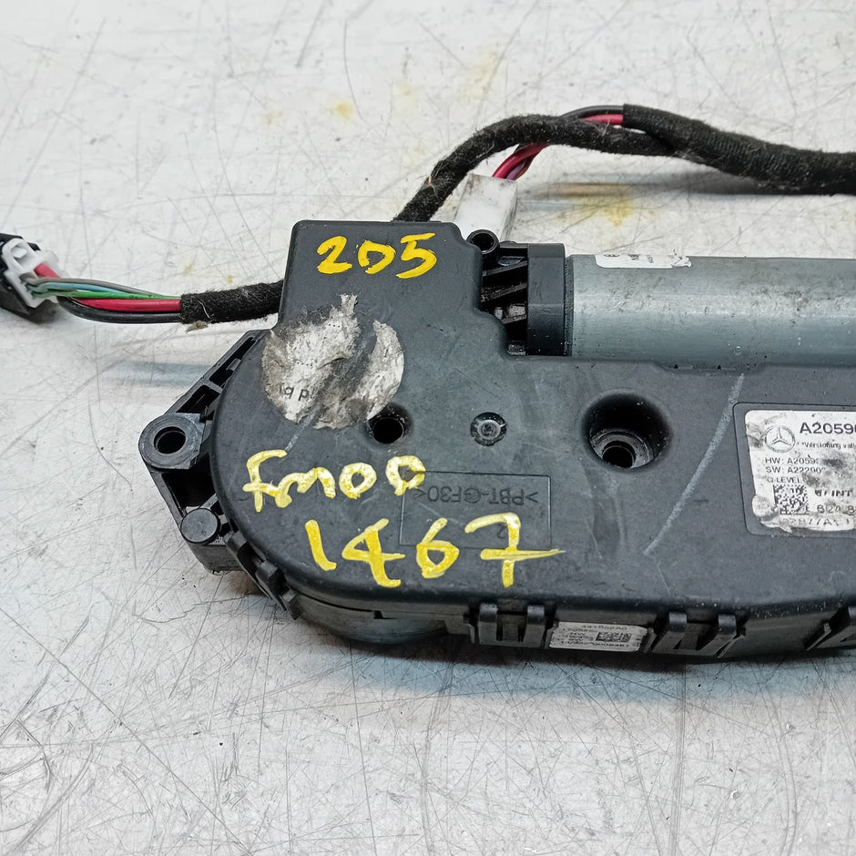MERCEDES BENZ C-CLASS W205  SUNROOF MOTOR 2014 ON A2059001024  FM001467